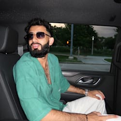 aaron_azaaz
