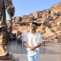adham_vv