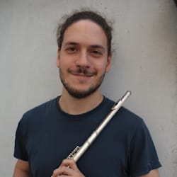 santi_koz_flute