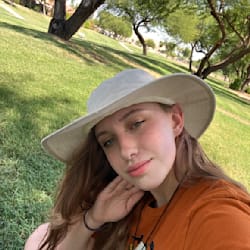 felicia_hubbard