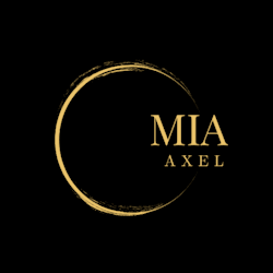 mia_axel