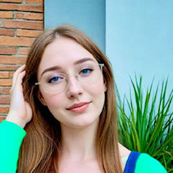 carmela_hoeger