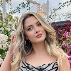 suzanne_petersa