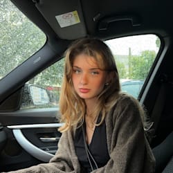kianaerniersa