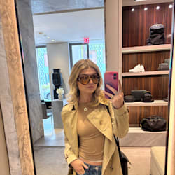 chloehoelscher