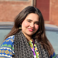 syedazara33