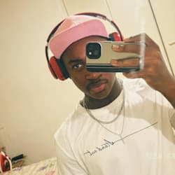akhumzi_11
