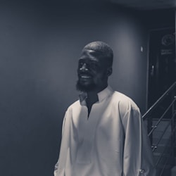 precious_fak
