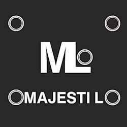 majesti_labia
