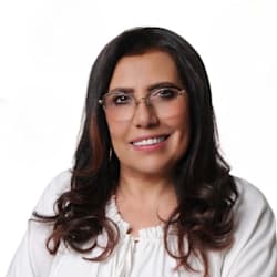 latife_elzeeni