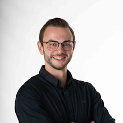 danielurbanai