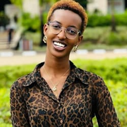 maya_achola