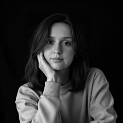 kate_krsv