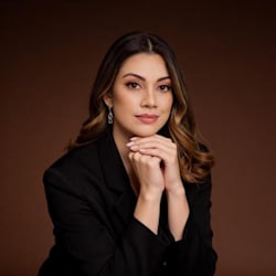 karen_dora