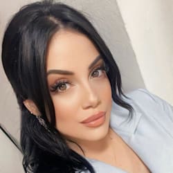 maria_thomo