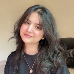 nadiasharif98