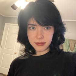 saraihollis