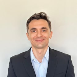 robert_hr