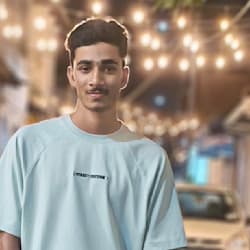 uzman_hustal