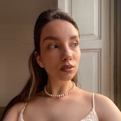 caroline_shibut