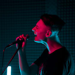 ilya_yanis