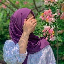 sabrina_manahil