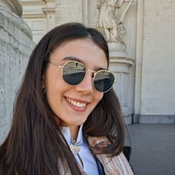 amiraa895