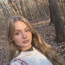 mandy_petri