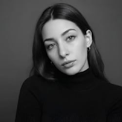 agustina_bina