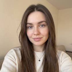 nora_white1