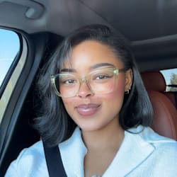 heyitslayugc