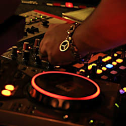 deejaythomasitm
