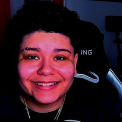 nellymariee