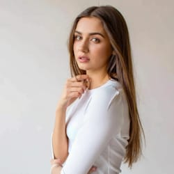 alba_payne4