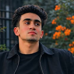 haniif_khaan