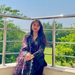aina_zahid