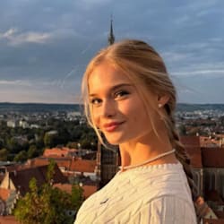sandra_sharp4