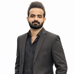 khawarriaz9
