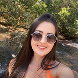 jade_lara