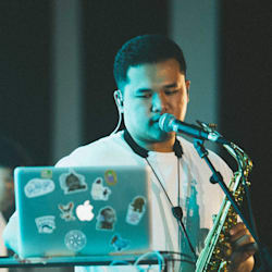 rodovan_sax