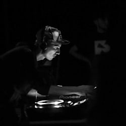 pantondnb