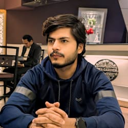 zunaisha_akram