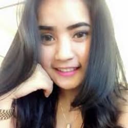amna_chouhdry