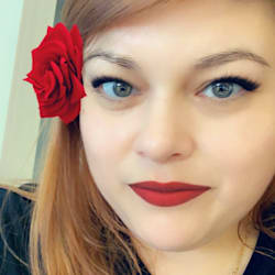 scarlett_brook