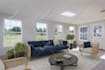 make quality virtual staging for your empty room