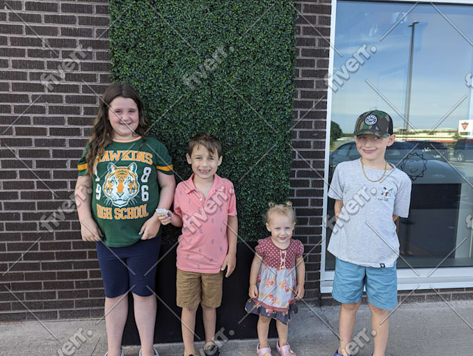 combining multiple images into one