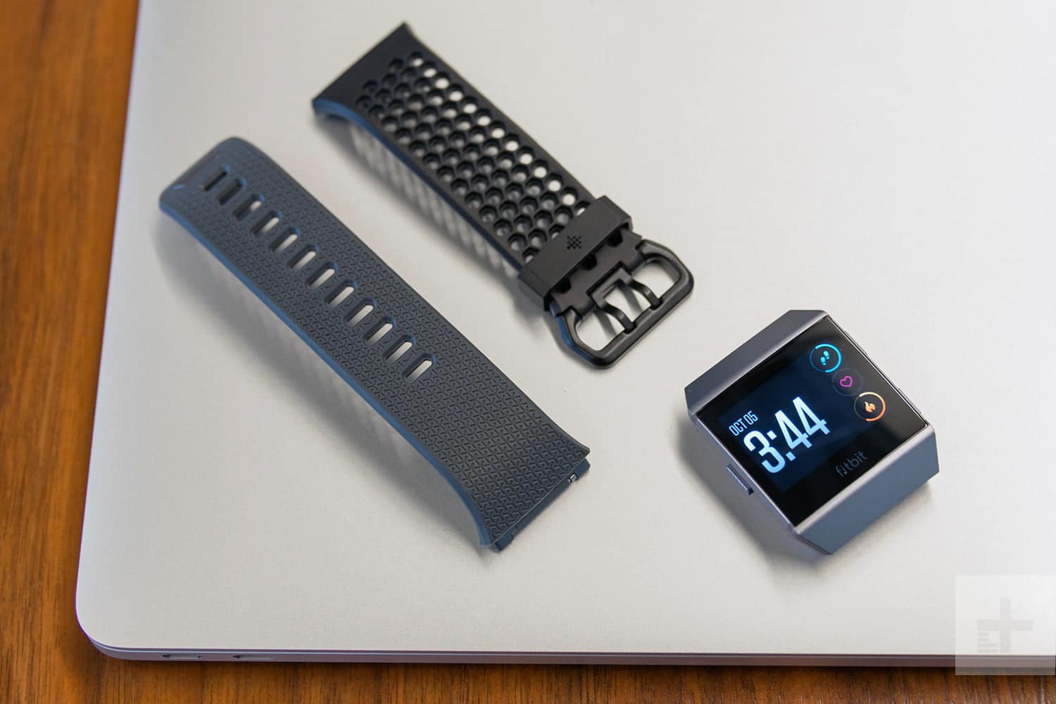 Fitbit ionic pebble only by Alonrtpve 
