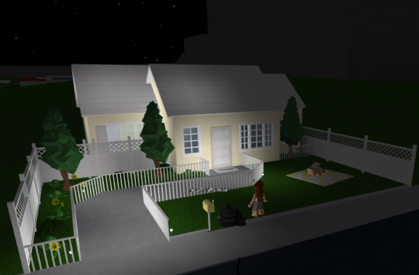 Make You A Bloxburg House By Wolfieplaysyt - design and build you a bloxburg house on roblox