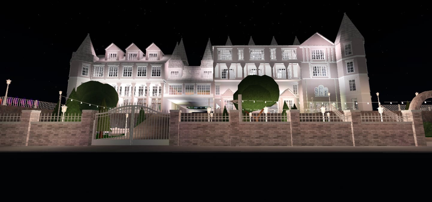Build You A Bloxburg House By Trqzhh - roblox bloxburg house tutorial castle