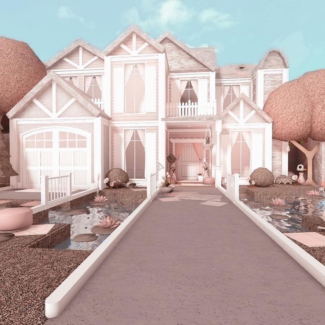 Bloxburg house inspired by Pinterest house : r/roblox